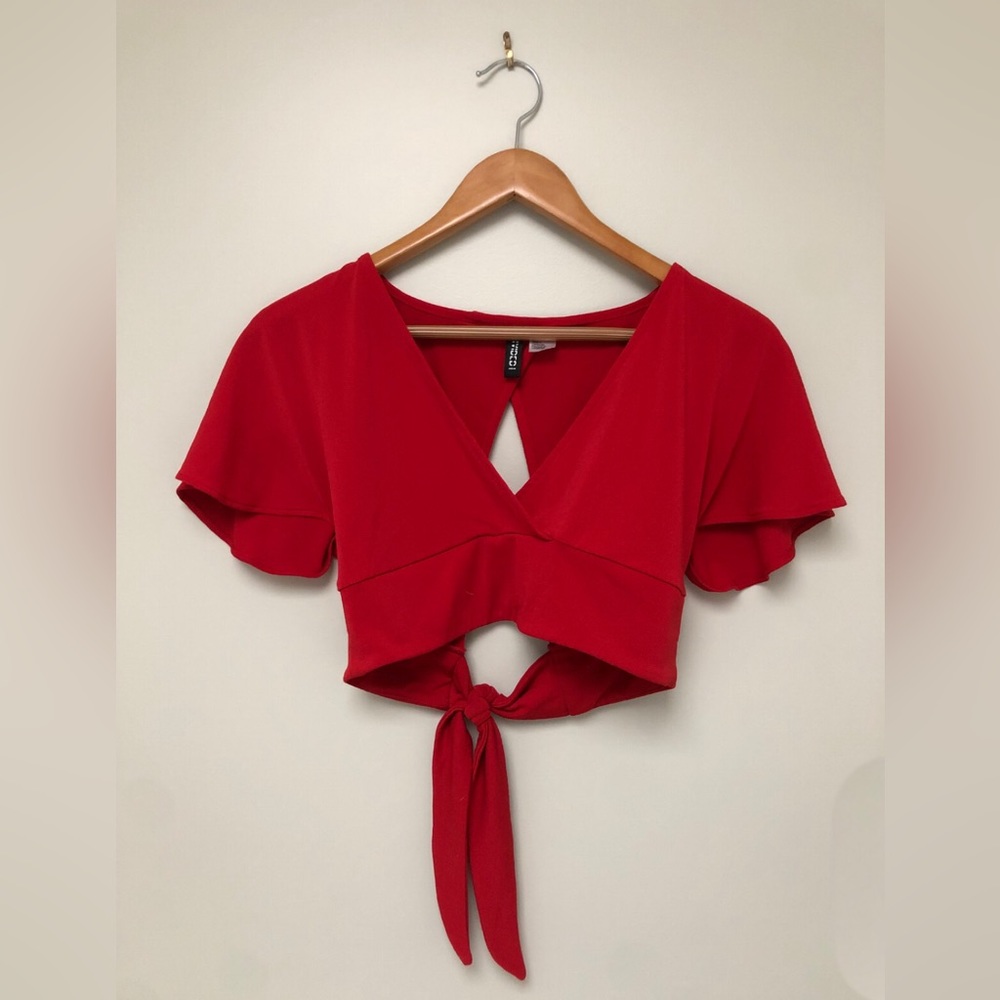 Tie cross over crop top